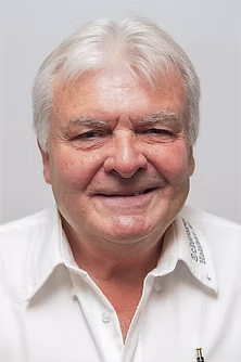 Portrait_Hansuelli-Scheurer